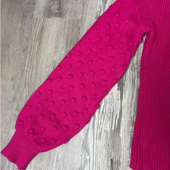 Vince Camuto Hot Pink Textured Dot Sleeve Sweater Women’s Size Small - Picture 6 of 12
